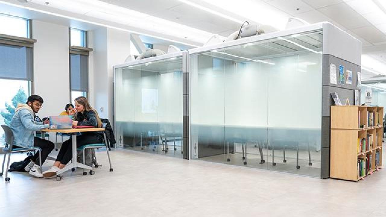  A photo of students at the Writing Center.